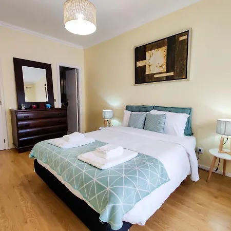 Ap Amorosa - 5 Minutes From The Apartment *